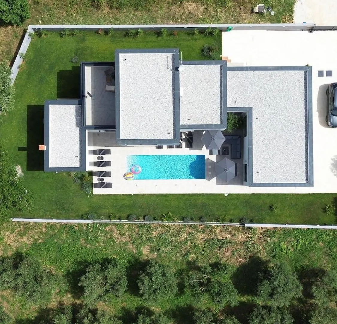 Modern Villa With Private Pool Near The Sea Liznjan