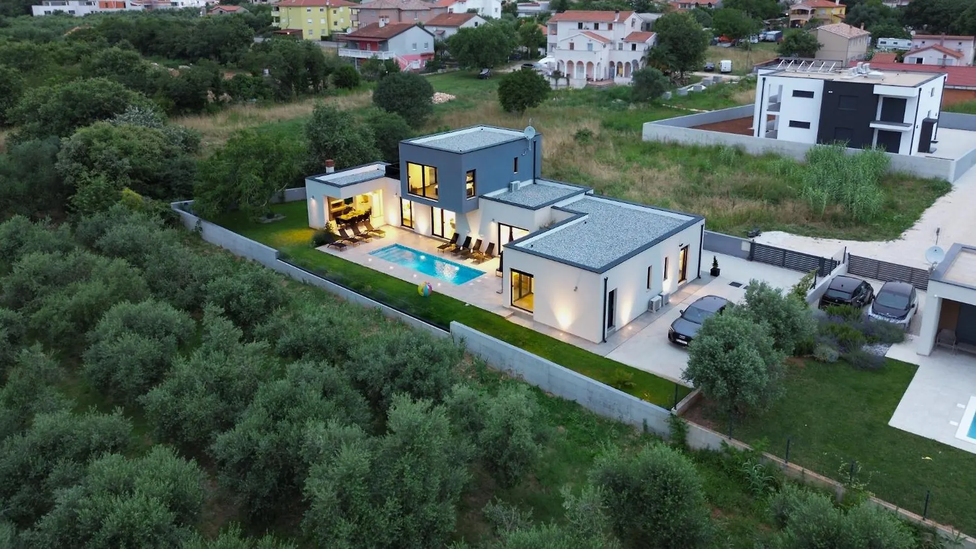 Modern Villa With Private Pool Near The Sea Liznjan
