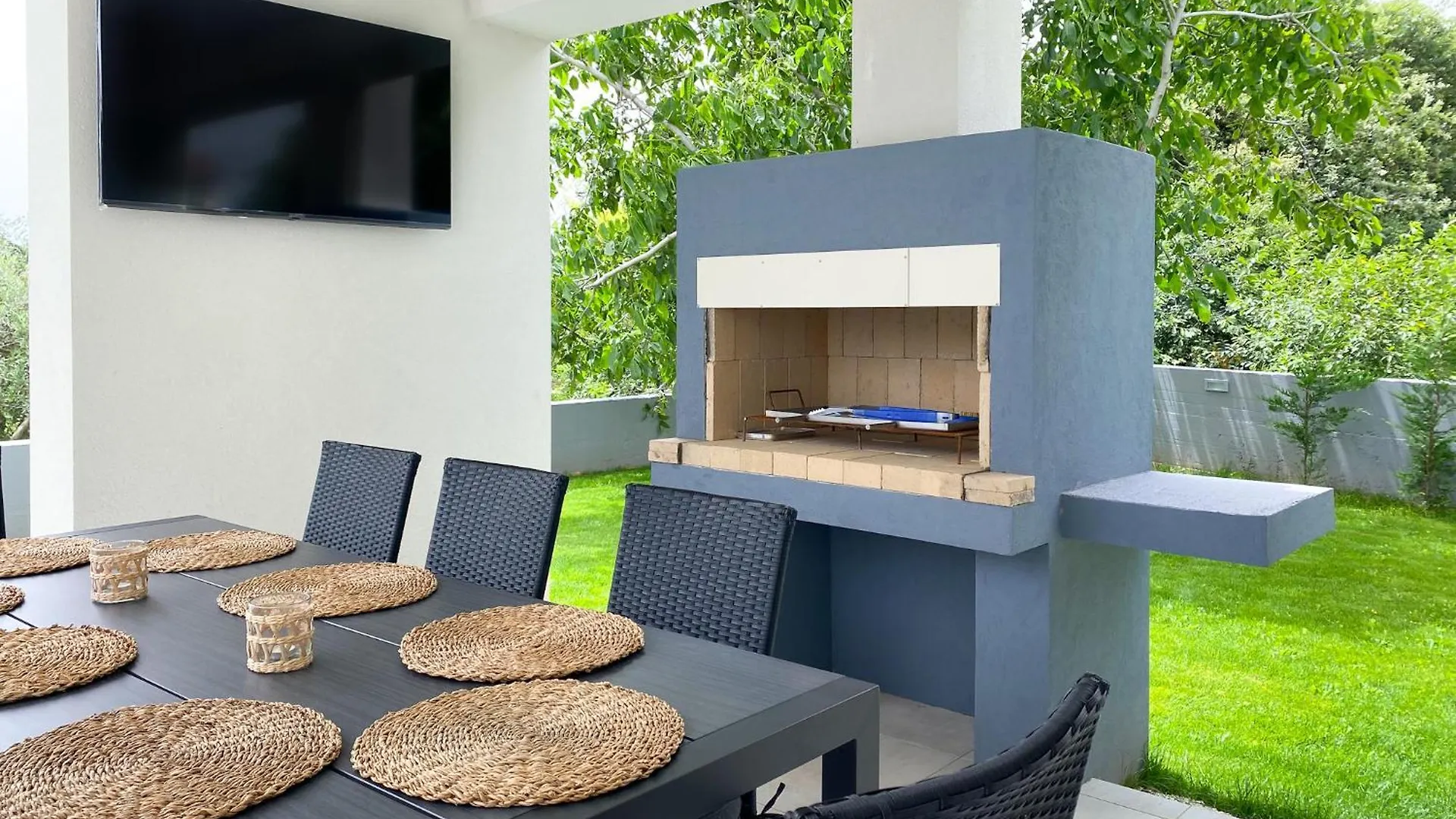 Modern Villa With Private Pool Near The Sea Liznjan