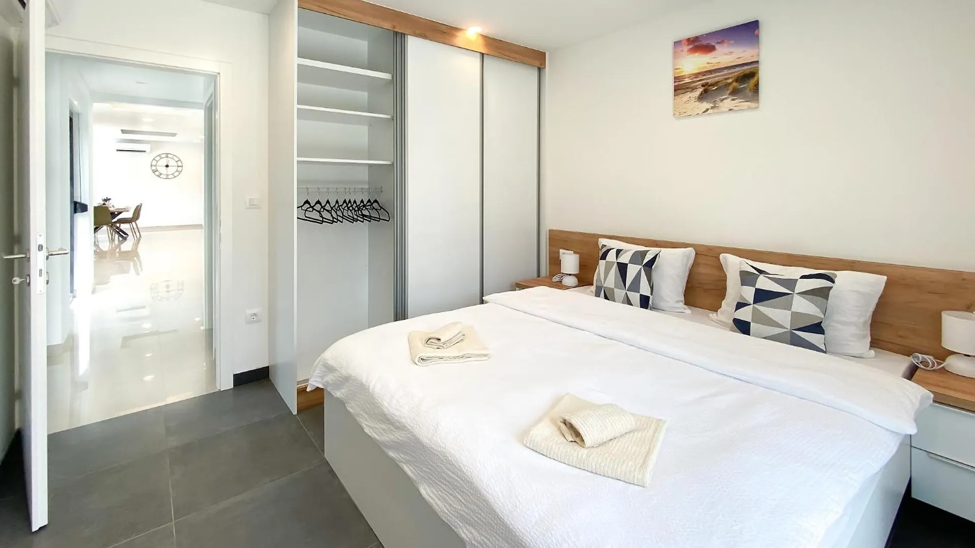 Modern Villa With Private Pool Near The Sea Liznjan